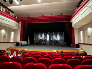 Представители Профсоюза Аудиторской палаты посетили театр для просмотра спектакля «Пигмалион»